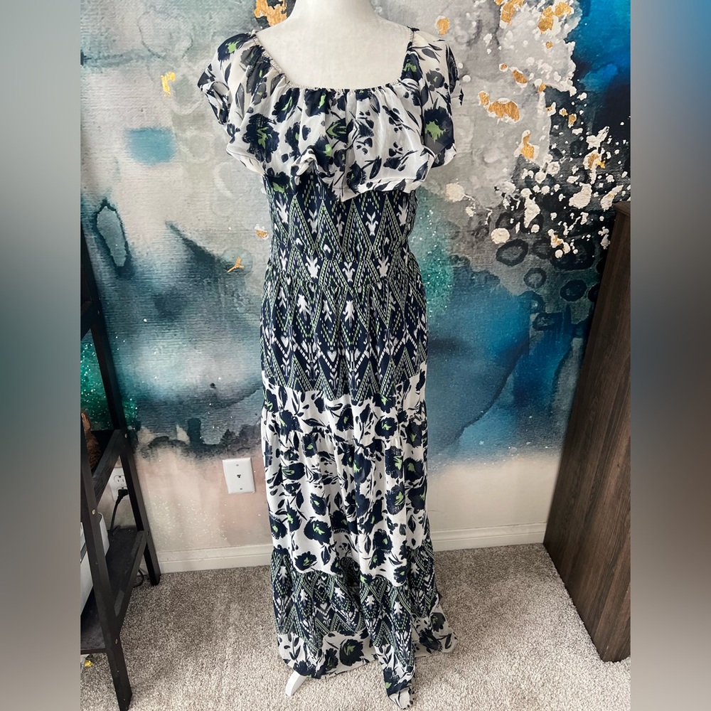 Favori | Floral Maxi Dress